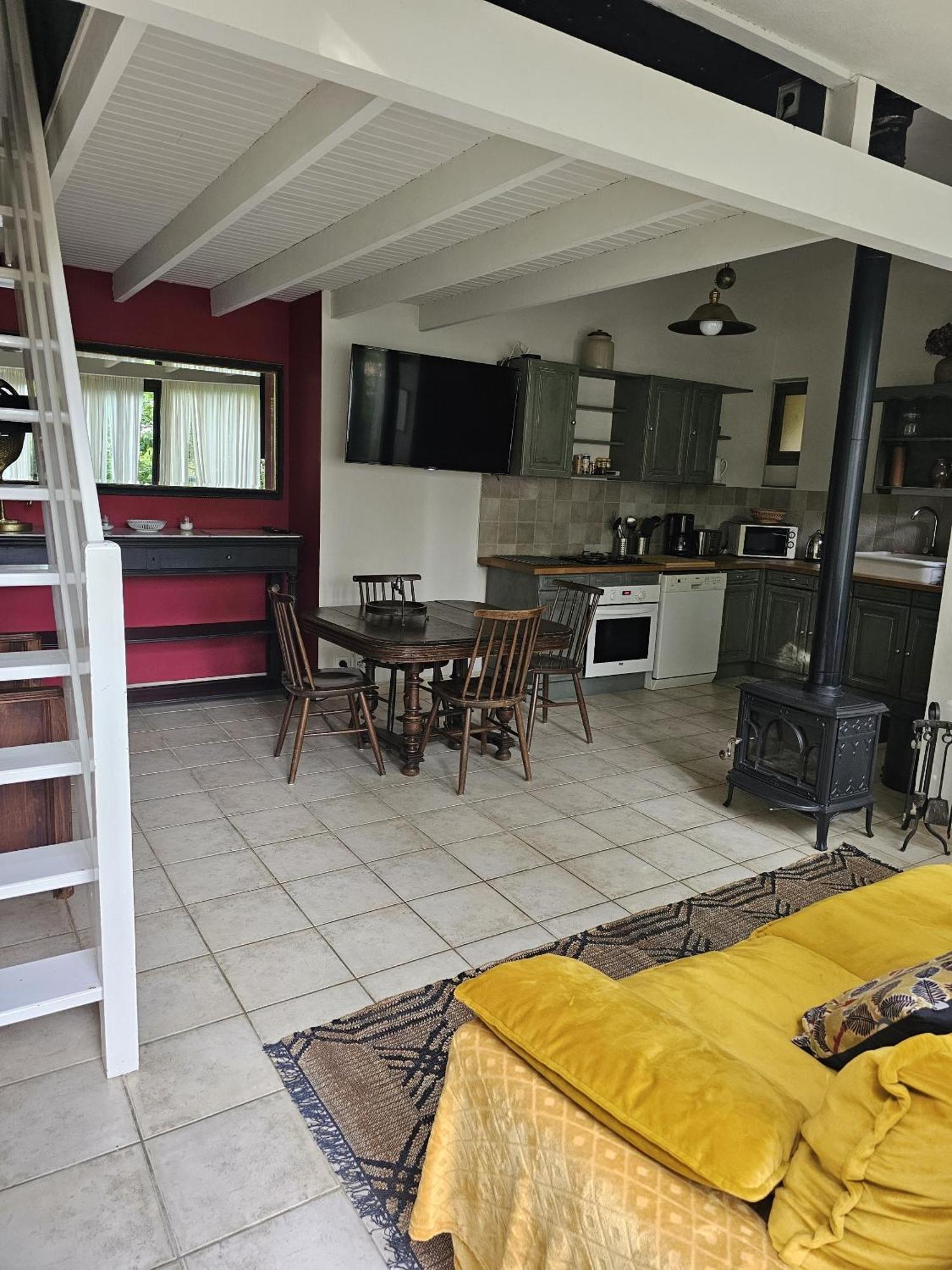 Holiday home Riverrun Saint-Geniez-d'Olt